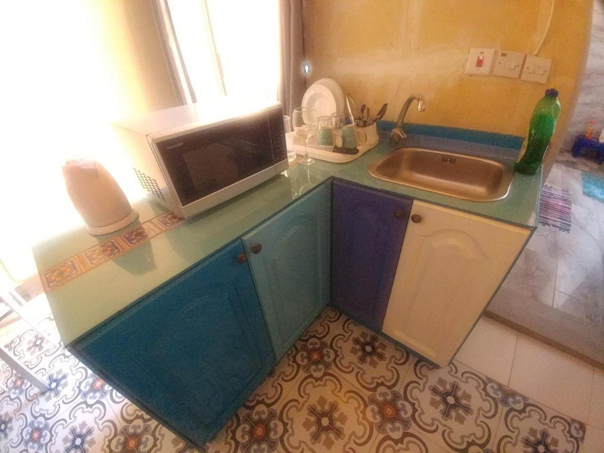 Triesti Home Victoria Esterno foto