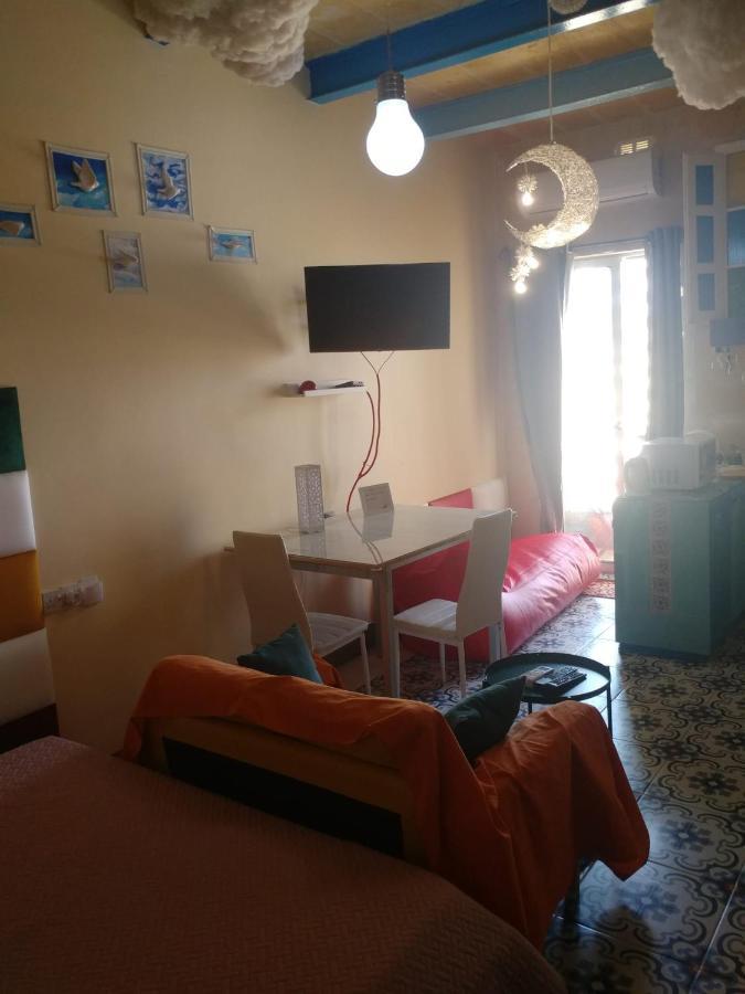 Triesti Home Victoria Esterno foto